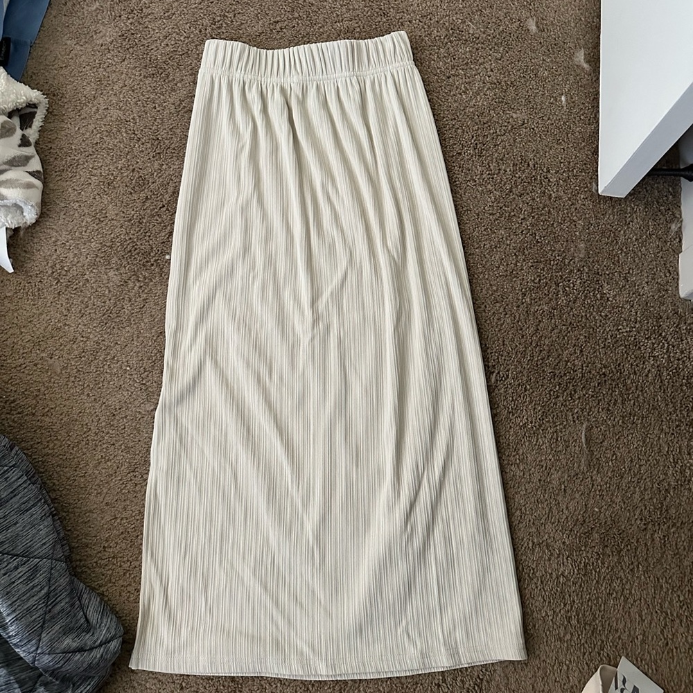 Elegant Cream Skirt